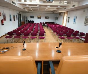 Sala de conferencias1